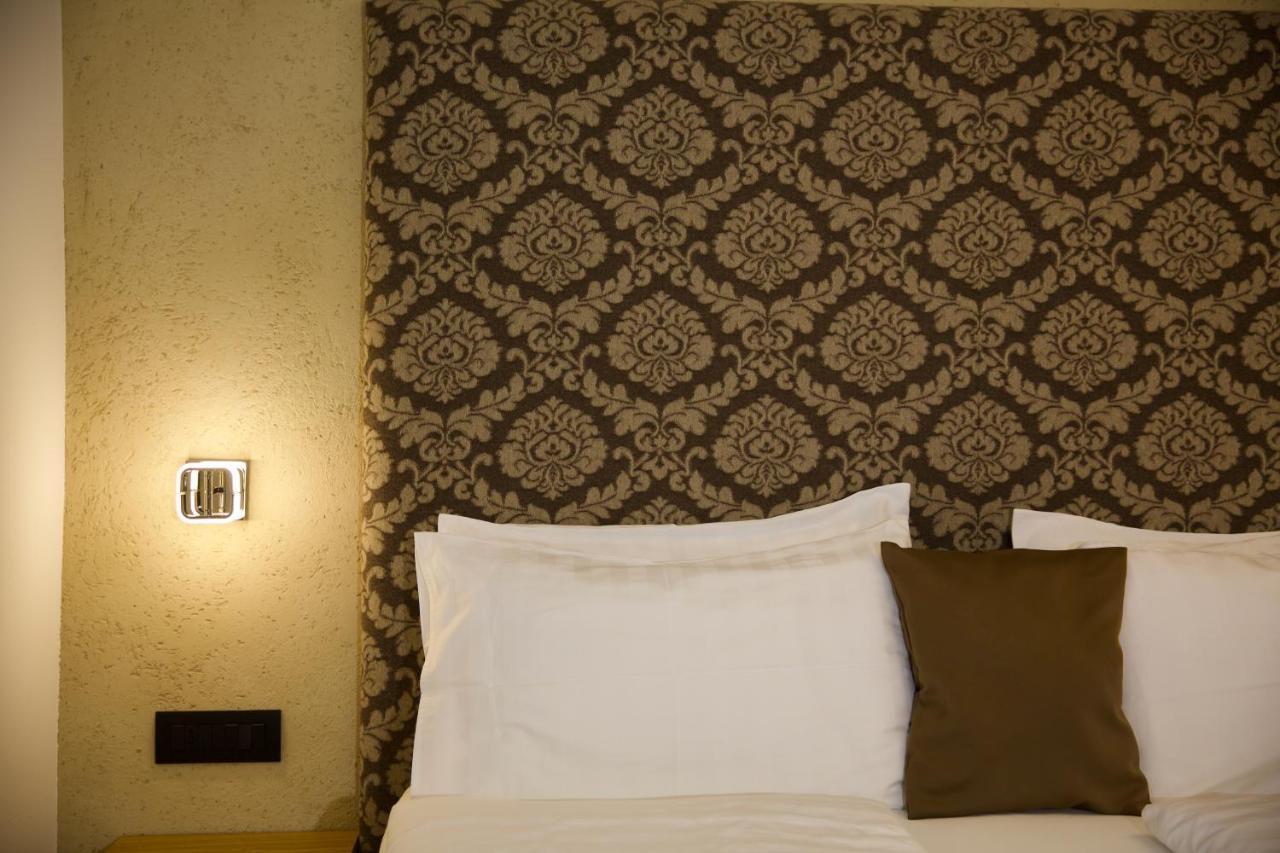 Hotel Arnika Pozza di Fassa Ngoại thất bức ảnh